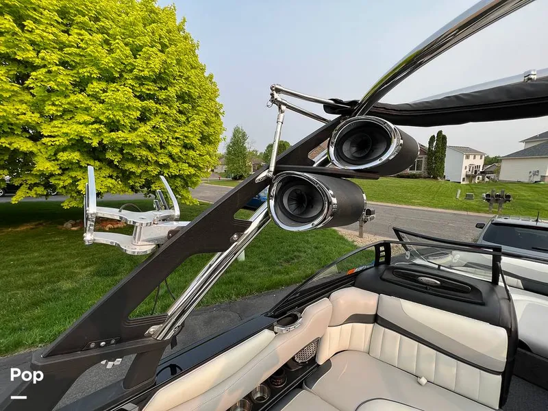 Slide: The Image of Malibu Wakesetter 22 MXZ 2013 - 12497970