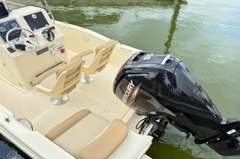 Slide: The Image of Scout 175 SPORTFISH 2022 - 7