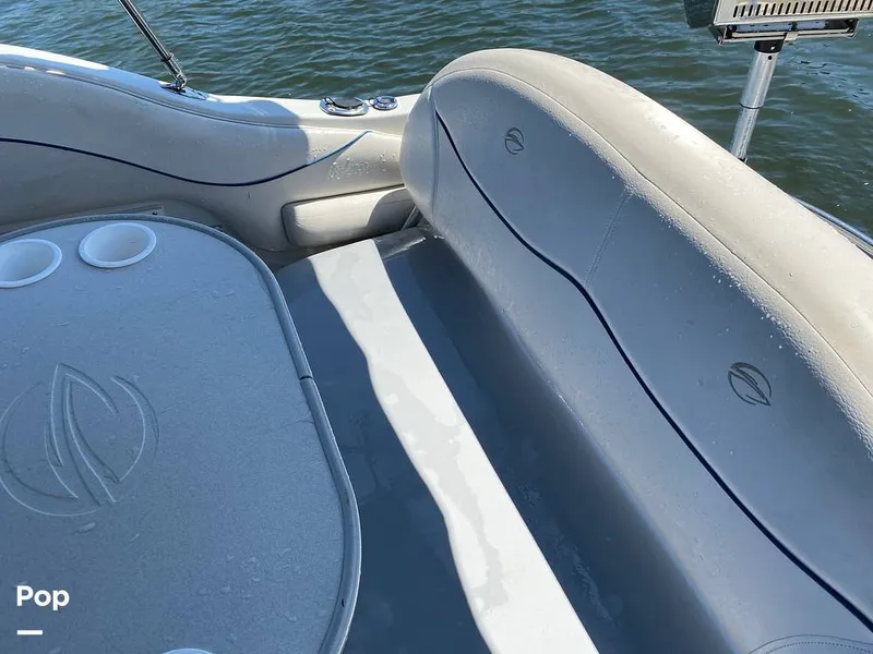 Slide: The Image of Crownline Boats 250 CR 2005 - 12532132