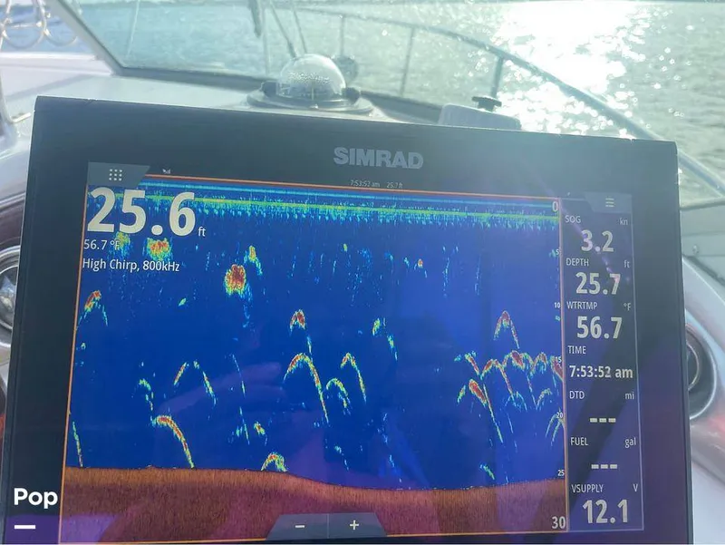 Slide: The Image of Crownline Boats 250 CR 2005 - 12438048