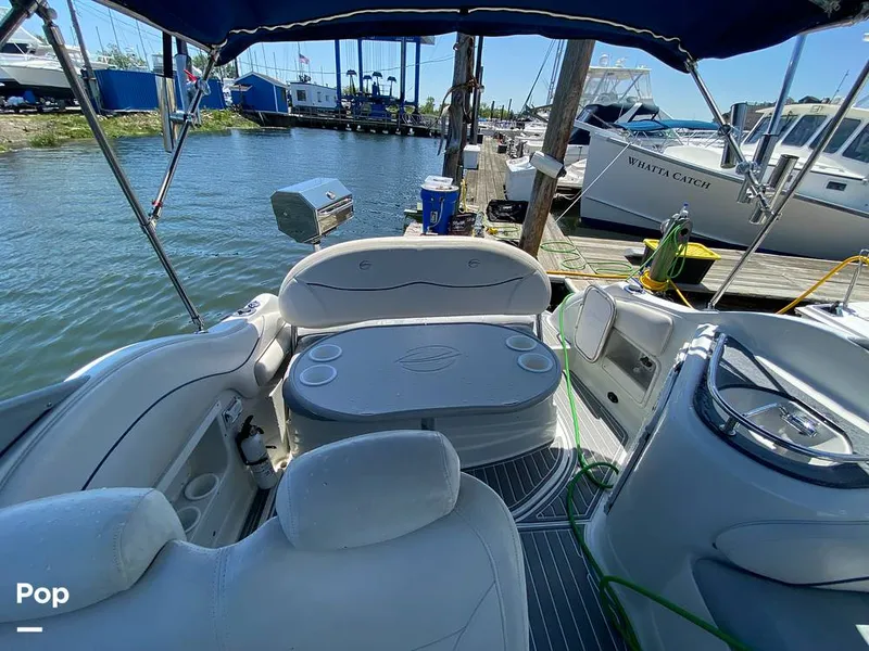 Slide: The Image of Crownline Boats 250 CR 2005 - 12532142