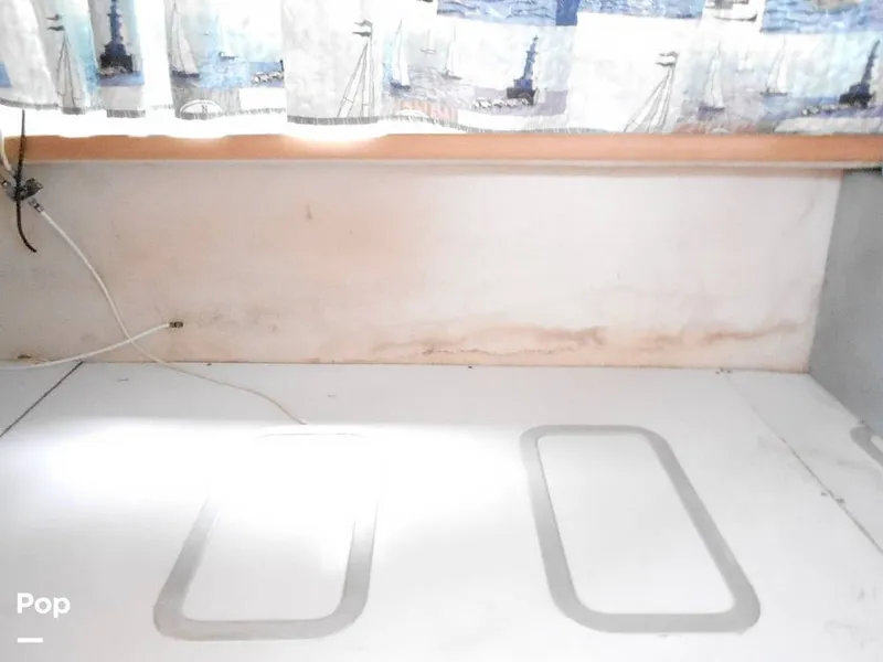 Slide: The Image of Carver 325 Aft Cabin 1995 - 12628575