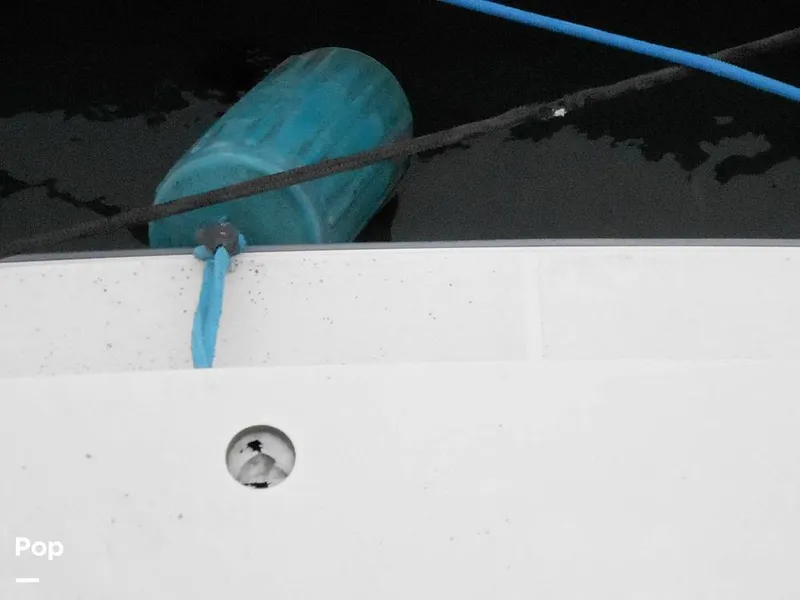 Slide: The Image of Carver Yachts 325 Aft Cabin 1995 - 12628678