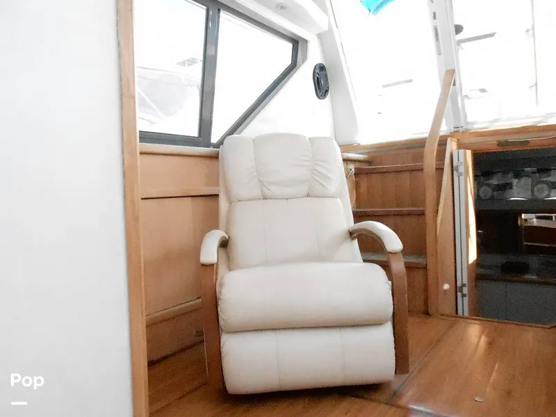 Slide: The Image of Carver Yachts 325 Aft Cabin 1995 - 12965519