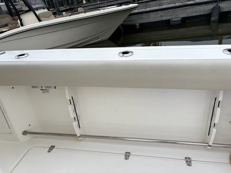 Slide: The Image of Boston Whaler 330 Outrage 2024 - 13