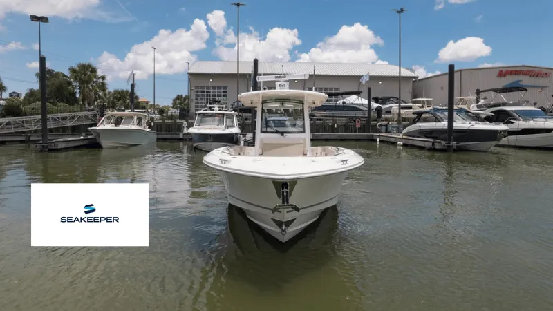 Slide: The Image of Boston Whaler 330 Outrage 2024 - 3