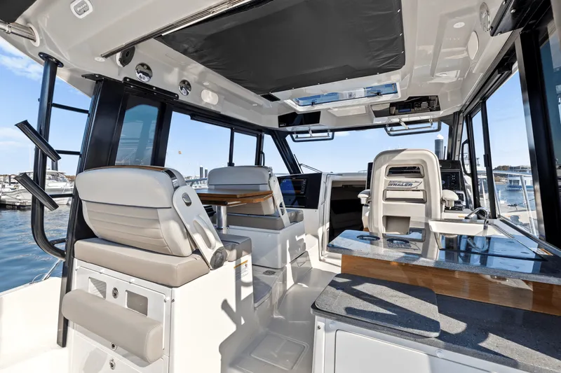 Slide: The Image of Boston Whaler 365 Conquest 2025 - 17