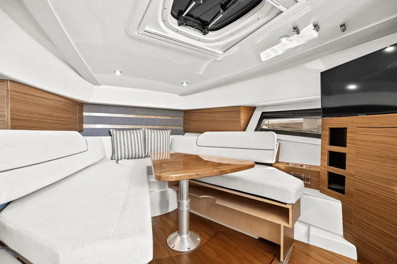 Slide: The Image of Boston Whaler 365 Conquest 2025 - 41