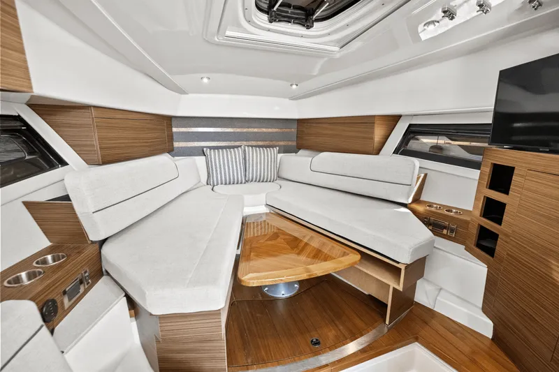 Slide: The Image of Boston Whaler 365 Conquest 2025 - 42