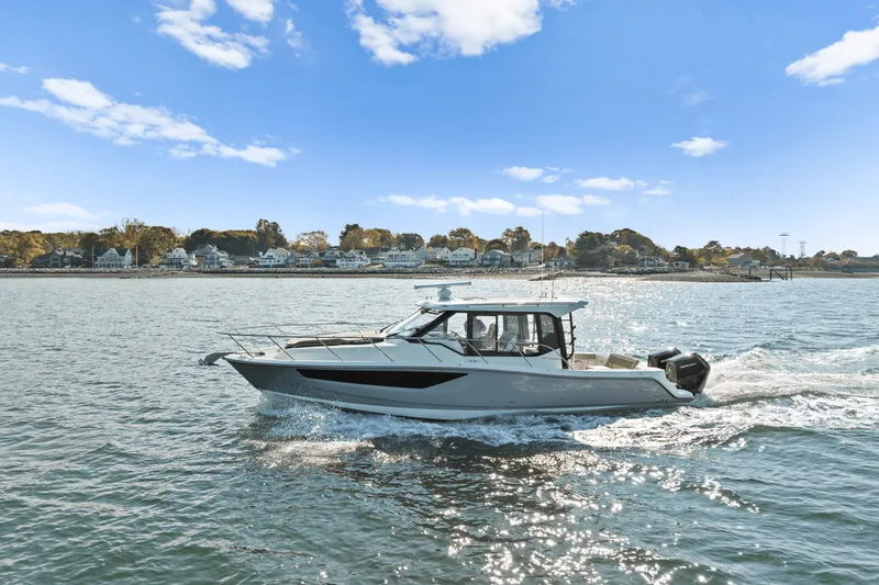 Slide: The Image of Boston Whaler 365 Conquest 2025 - 62