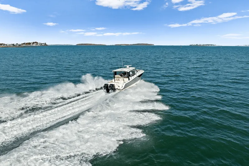 Slide: The Image of Boston Whaler 365 Conquest 2025 - 67