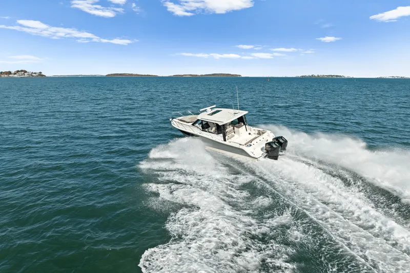 Slide: The Image of Boston Whaler 365 Conquest 2025 - 69