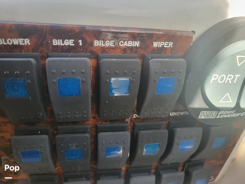 Slide: The Image of Crownline Boats 262 CR 2003 - 12774674