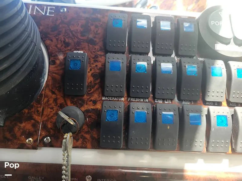 Slide: The Image of Crownline Boats 262 CR 2003 - 12774676