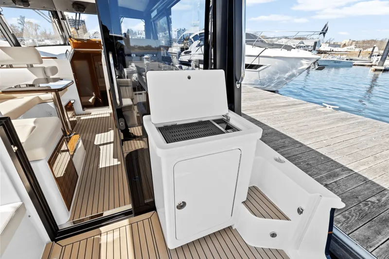 Slide: The Image of MJM 42 2025 - 10