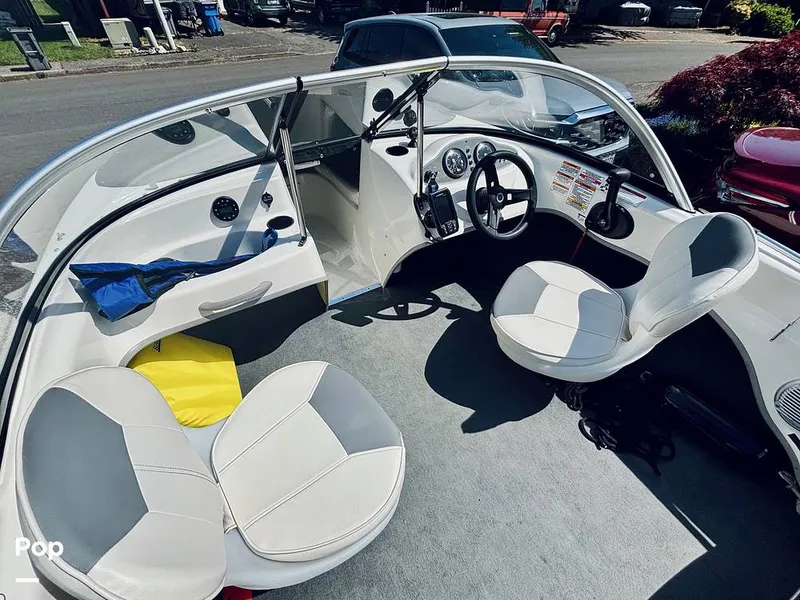 Slide: The Image of Bayliner 160 Bowrider 2021 - 15429530