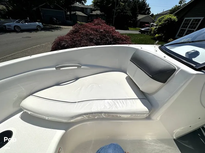 Slide: The Image of Bayliner 160 Bowrider 2021 - 12482372