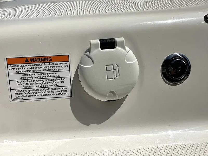 Slide: The Image of Bayliner 160 Bowrider 2021 - 12482323