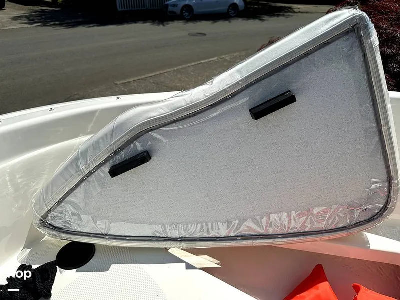 Slide: The Image of Bayliner 160 Bowrider 2021 - 12482410