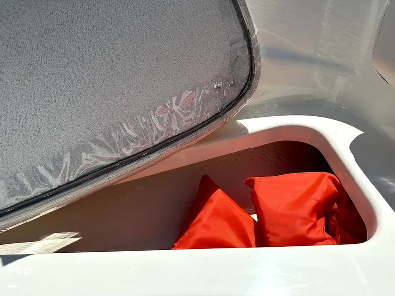 Slide: The Image of Bayliner 160 Bowrider 2021 - 12482411