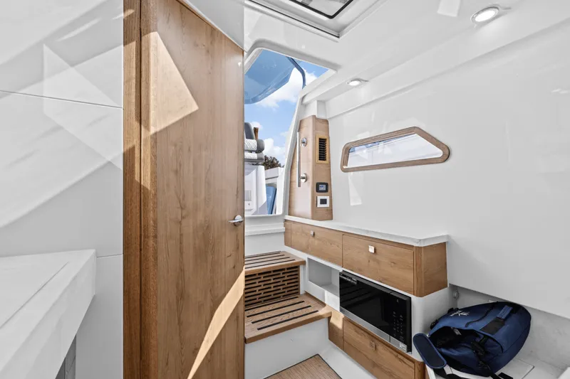 Slide: The Image of Bertram 39CC 2025 - 40