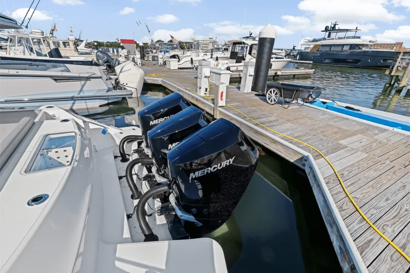 Slide: The Image of Boston Whaler 360 Outrage 2025 - 11