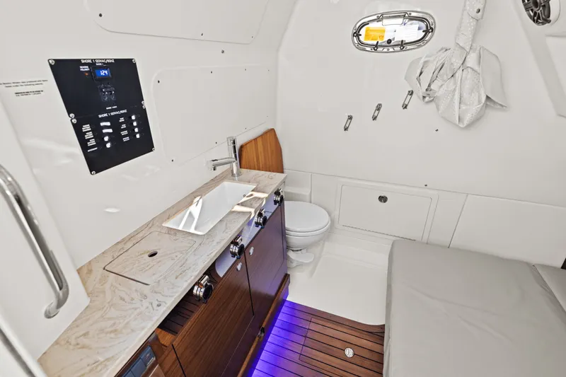 Slide: The Image of Boston Whaler 360 Outrage 2025 - 37