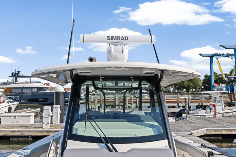 Slide: The Image of Boston Whaler 360 Outrage 2025 - 47