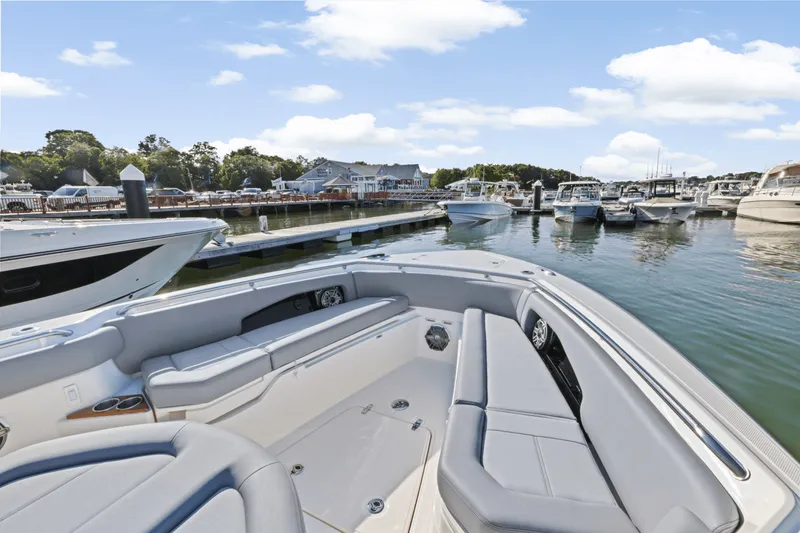 Slide: The Image of Boston Whaler 360 Outrage 2025 - 50