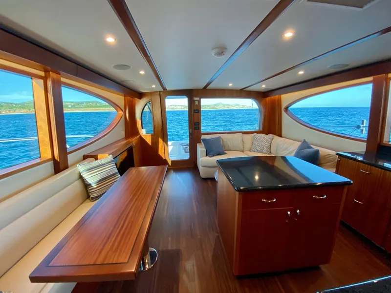 Slide: The Image of Hatteras 54 GT 2017 - 15