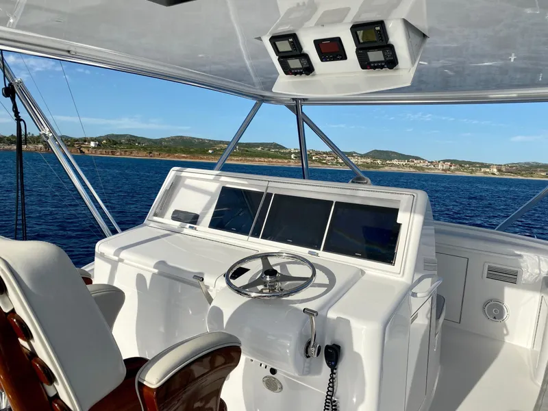 Slide: The Image of Hatteras 54 GT 2017 - 10