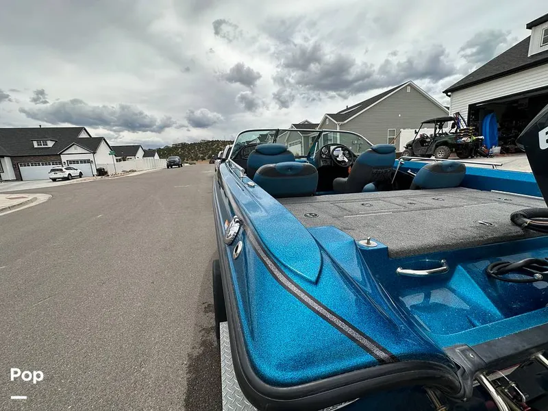 Slide: The Image of Triton 186 Escape 2017 - 12611427