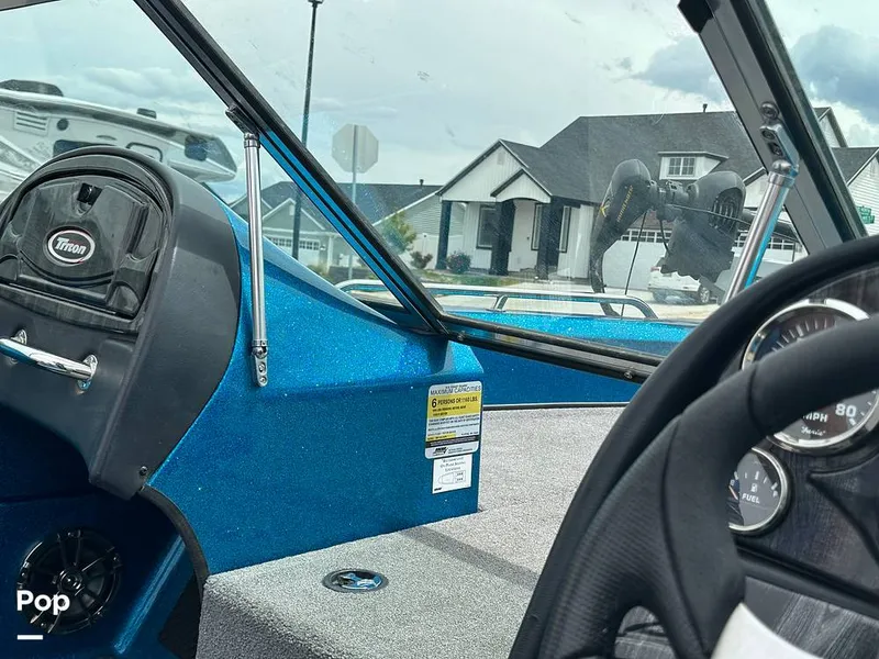 Slide: The Image of Triton 186 Escape 2017 - 12611470