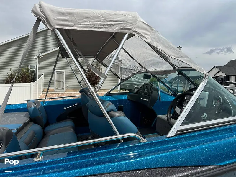 Slide: The Image of Triton 186 Escape 2017 - 12611562