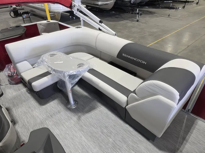 Slide: The Image of Bennington S Series 20 SF 2026 - 9