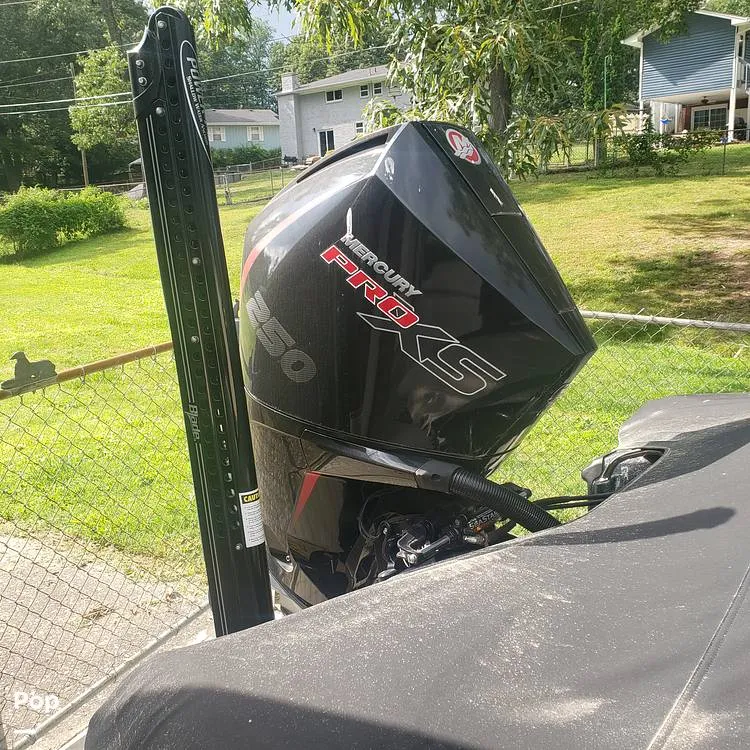 Slide: The Image of Triton TRX 20 Patriot 2020 - 12550998