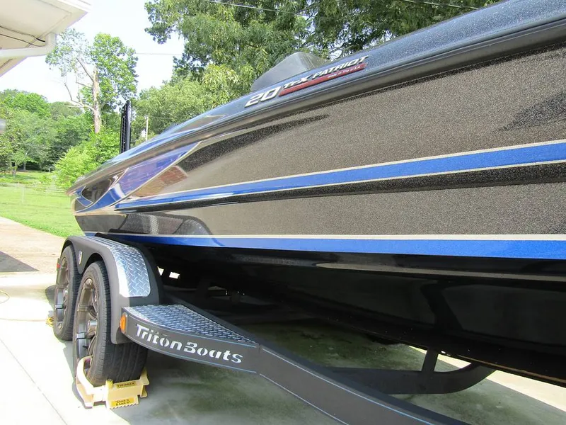 Slide: The Image of Triton TRX 20 Patriot 2020 - 12665091