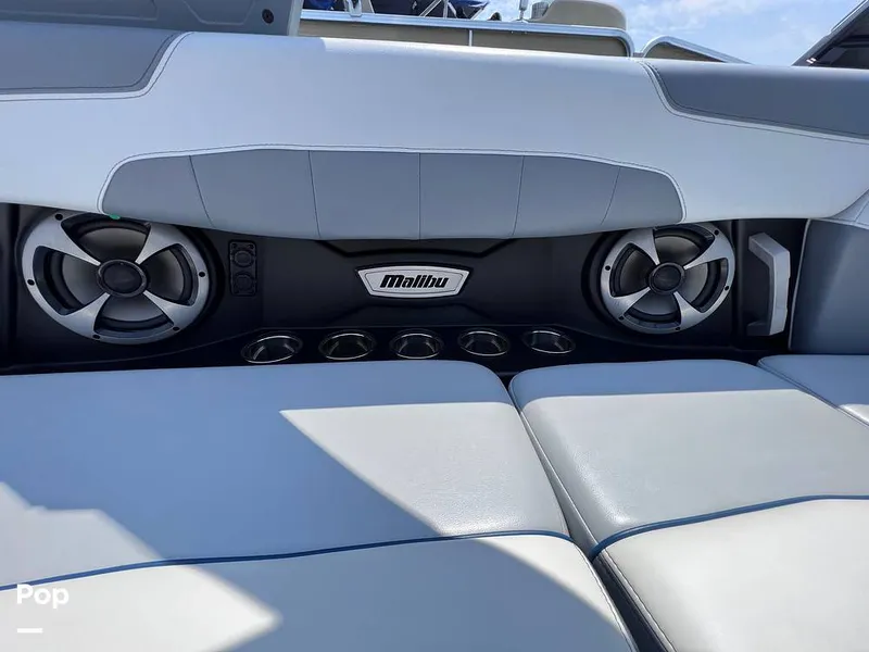 Slide: The Image of Malibu 22 LSV 2021 - 12617799