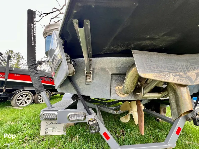 Slide: The Image of Malibu 22 LSV 2021 - 16365803