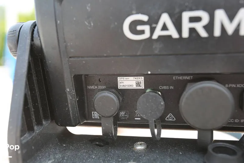 Slide: The Image of Macgregor 26M 2010 - 12590164