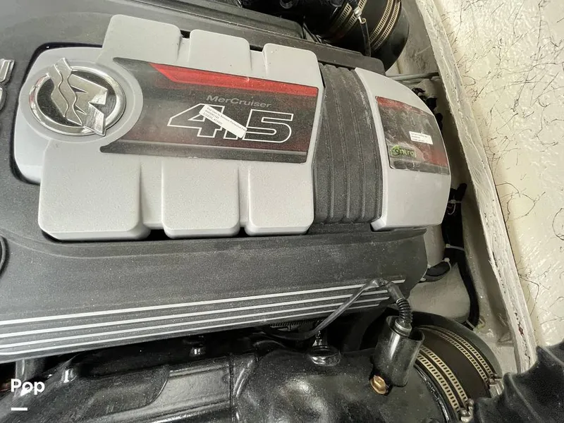 Slide: The Image of Hurricane Sundeck Sport 205 2022 - 12637576