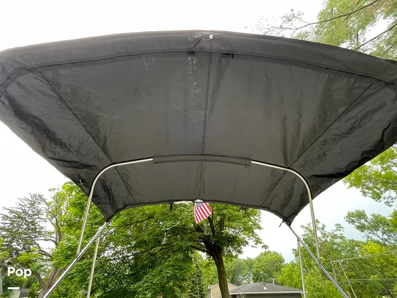 Slide: The Image of Hurricane Sundeck Sport 205 2022 - 12644057