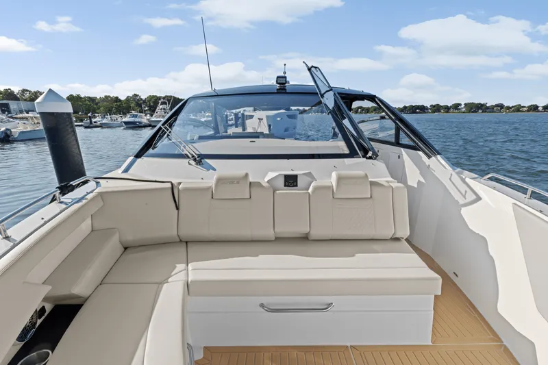 Slide: The Image of Cruisers Yachts 42 GLS Outboard 2025 - 31