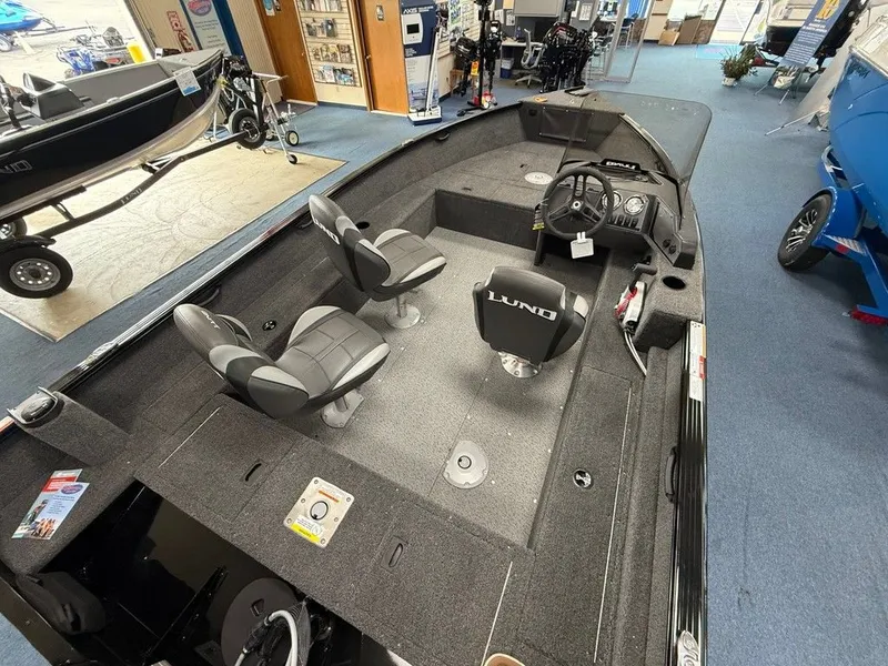 Slide: The Image of Lund 1650 Rebel XL SS 2026 - 4