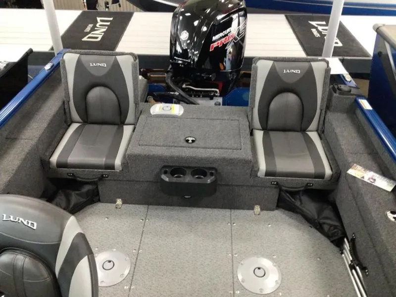 Slide: The Image of Lund 1775 Adventure Sport 2026 - 13