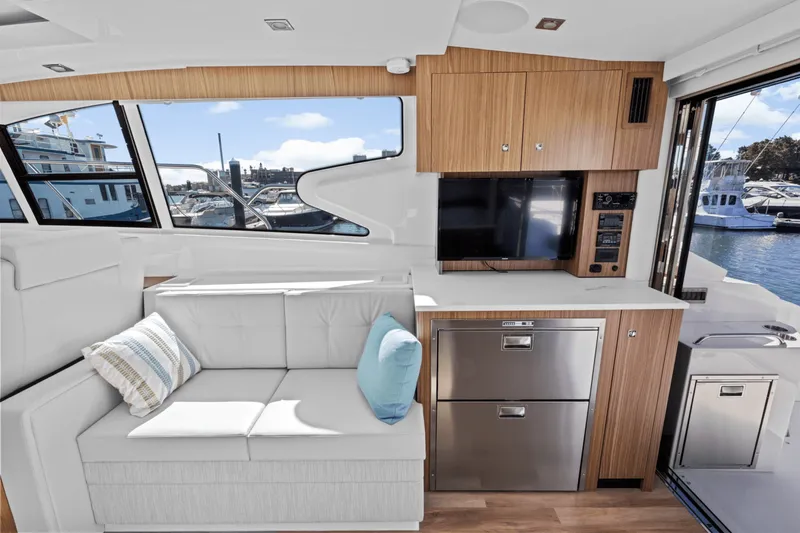 Slide: The Image of Cruisers 46 Cantius 2025 - 20