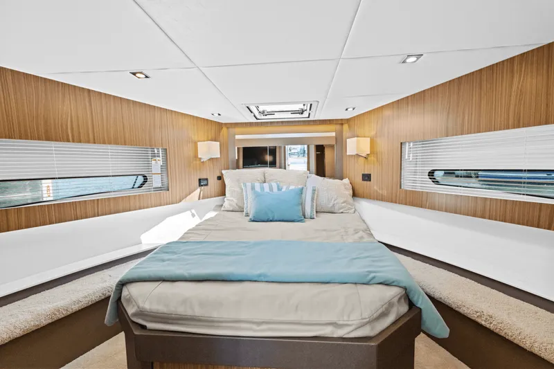 Slide: The Image of Cruisers 46 Cantius 2025 - 36