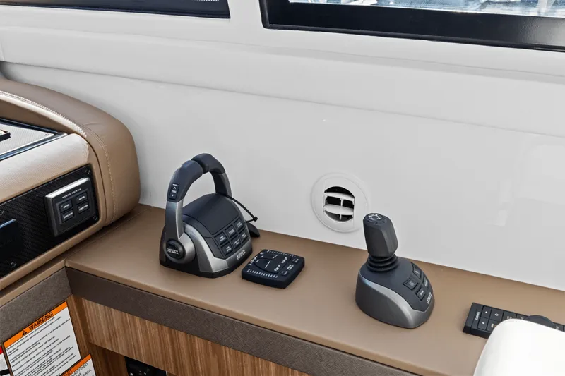 Slide: The Image of Cruisers Yachts 46 Cantius 2025 - 33