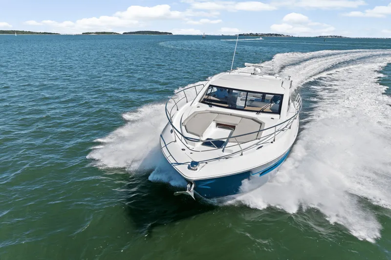 Slide: The Image of Cruisers Yachts 46 Cantius 2025 - 66