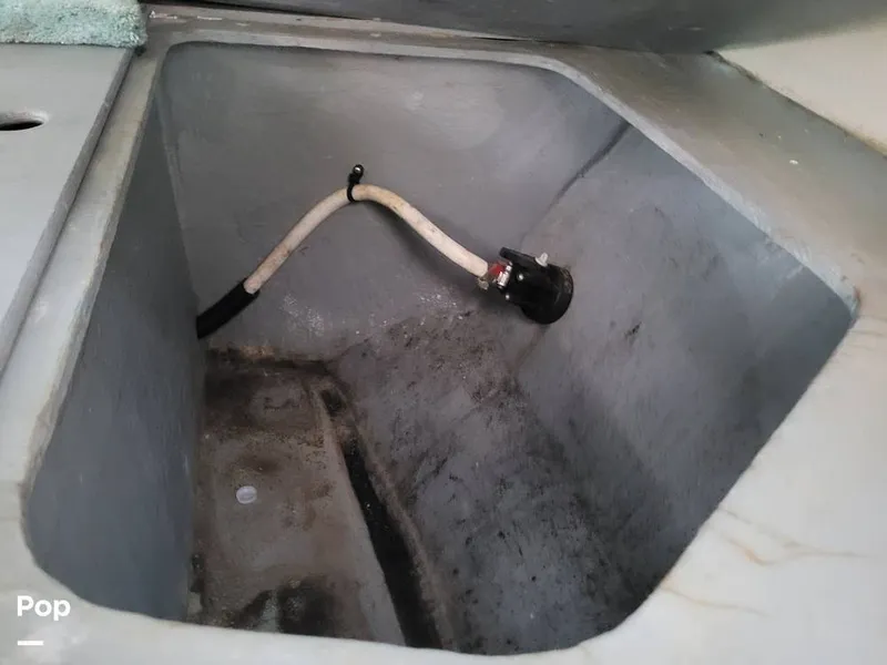 Slide: The Image of Sea Ray 330 Sundancer 1996 - 12680856